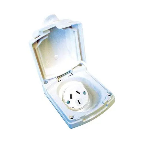 CLIPSAL (NEW) WHITE EXTERNAL 10 AMP POWER OUTLET. V415VFWE Clipsal