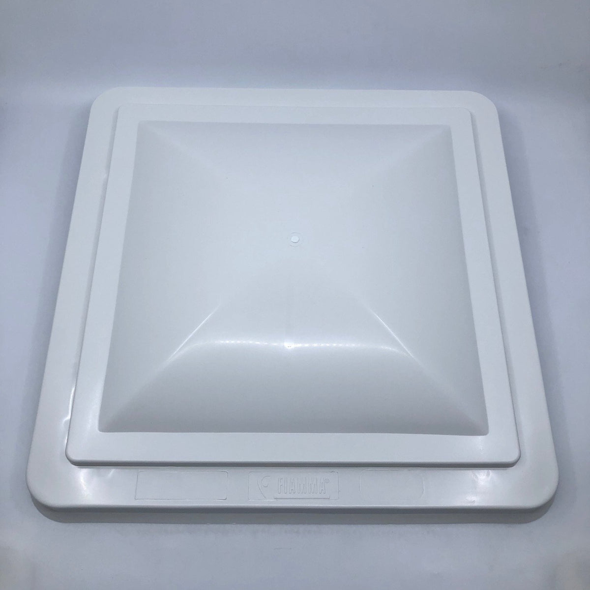 FIAMMA WHITE LID ONLY T/S 14x14 HATCH. 98683-121-OLD00533B01 Fiamma